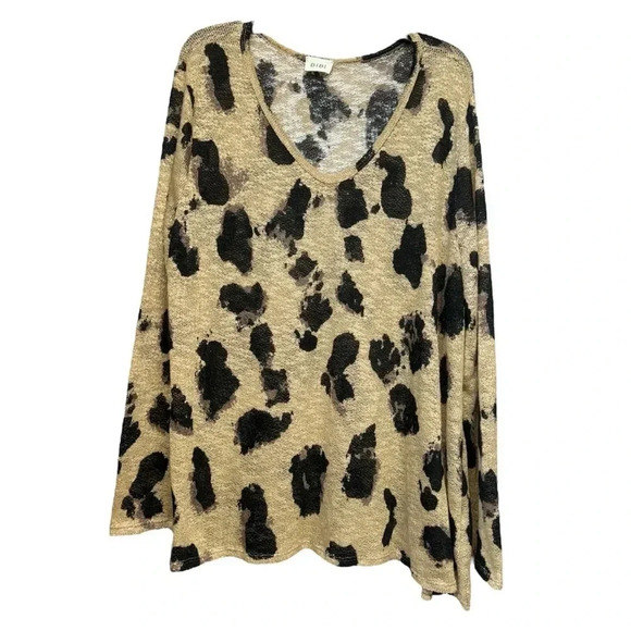 BiBi Cream and Black Animal Print V-Neck Long Sleeve Top - Picture 1 of 3